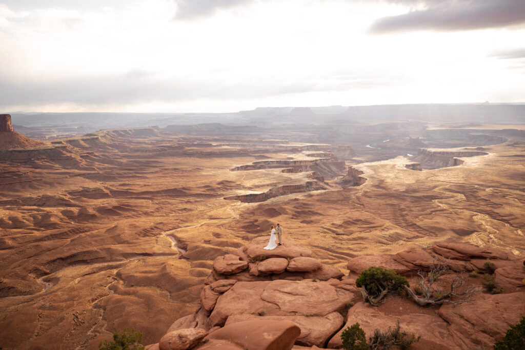 A beautiful destination wedding in Moab, Utah