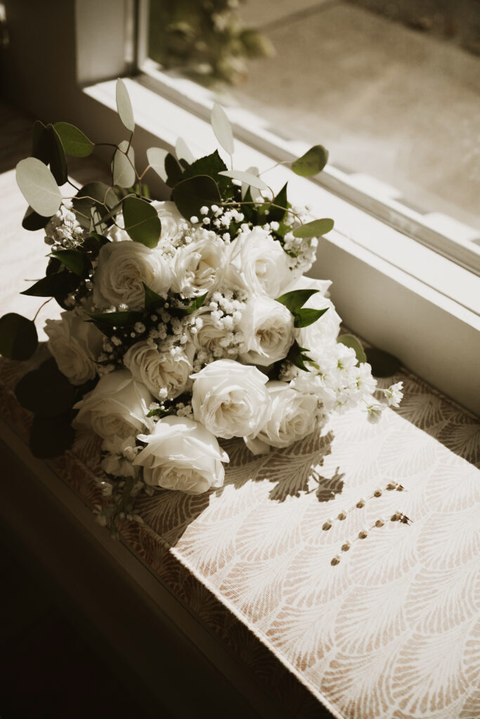 white wedding bouquet