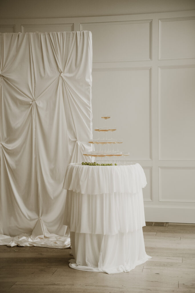 Minimalist Wedding Photography
