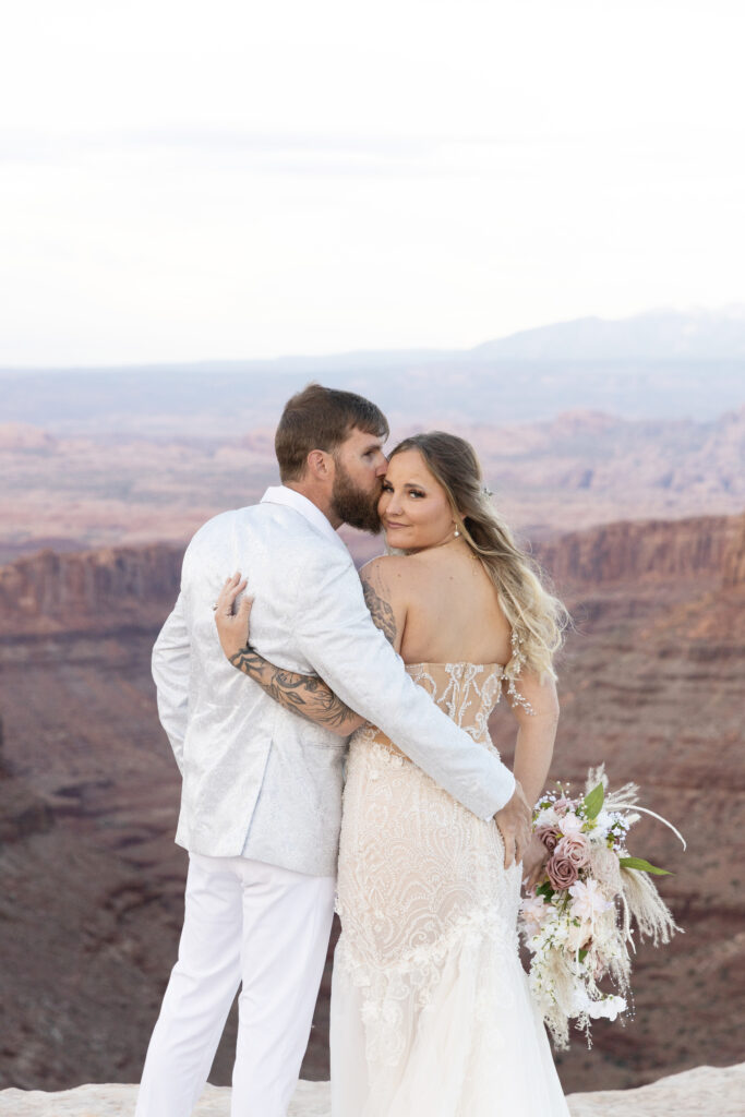 How to elope at Dead horse point state park