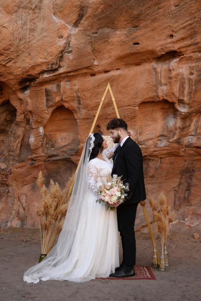 Red Rock Elopement Locations in Utah