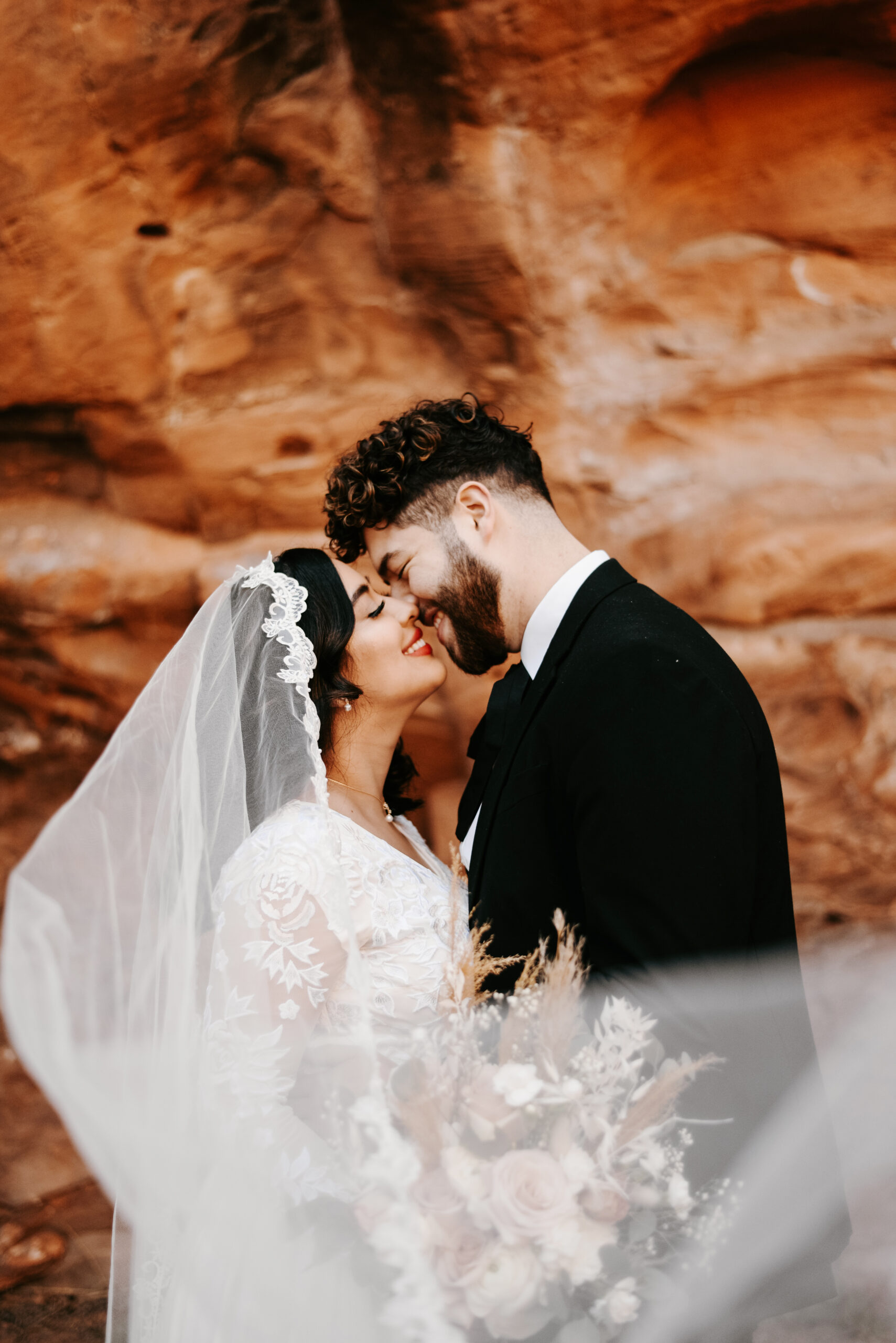 Red Rock Elopement Locations in Utah