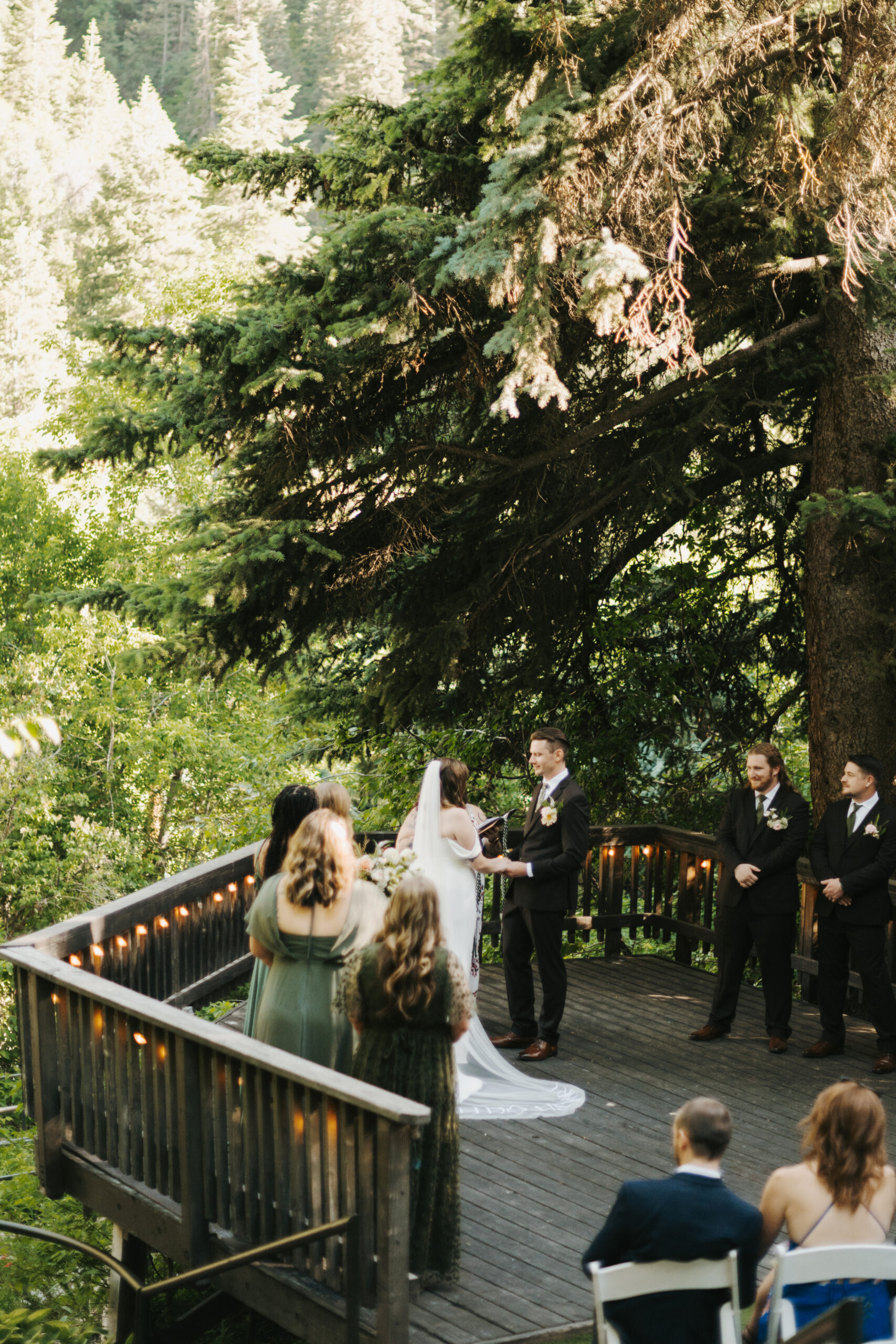 Summer wedding at Log Haven wedding venue in northern Utah