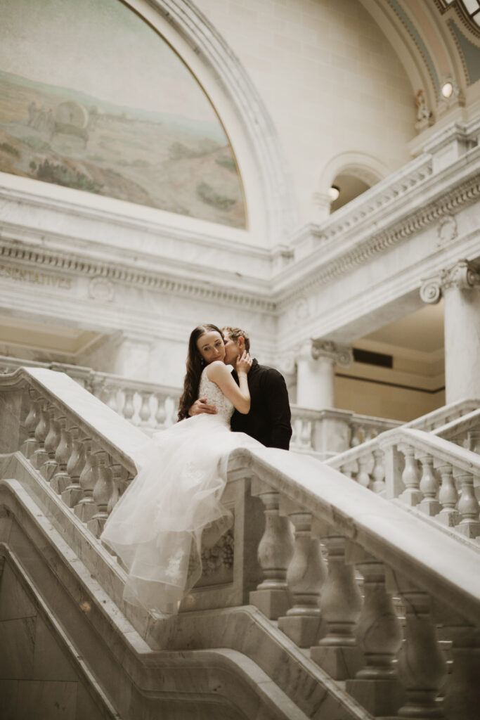 Bride and Groom getting married at the Utah State Capitol Building