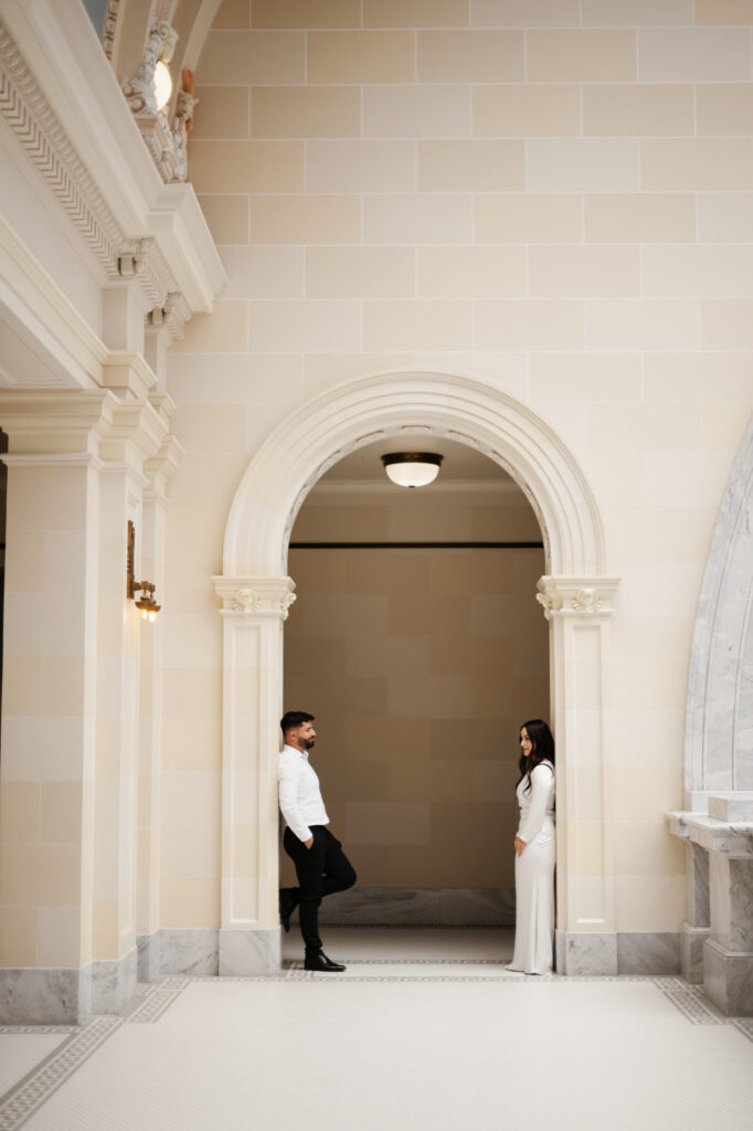 Engagement photos at the Utah state capitol building