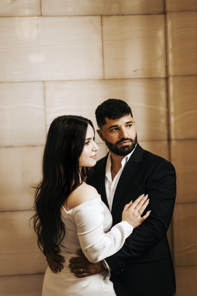 Engagement Photos at the Utah State Capitol Building
