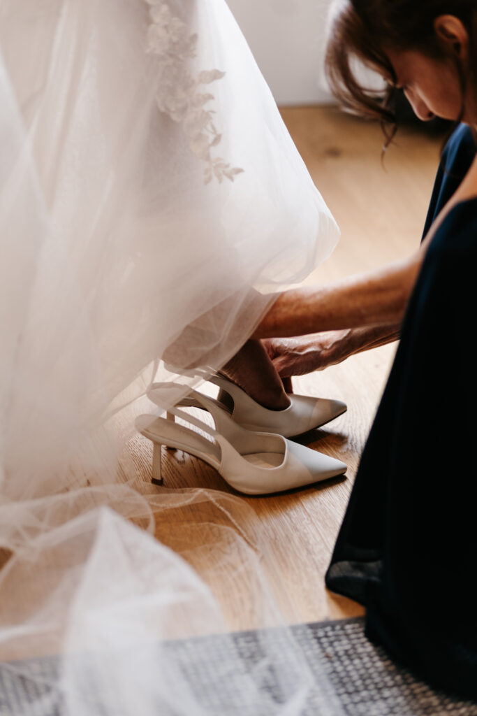 A Utah State Capitol building wedding day