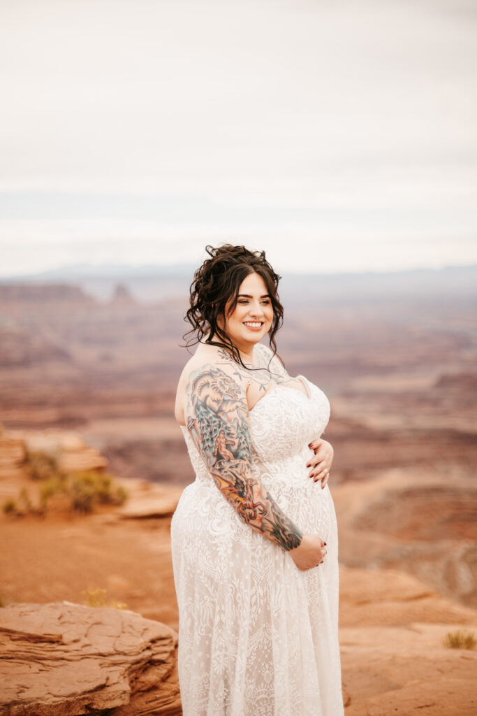 Pregnant bride portraits