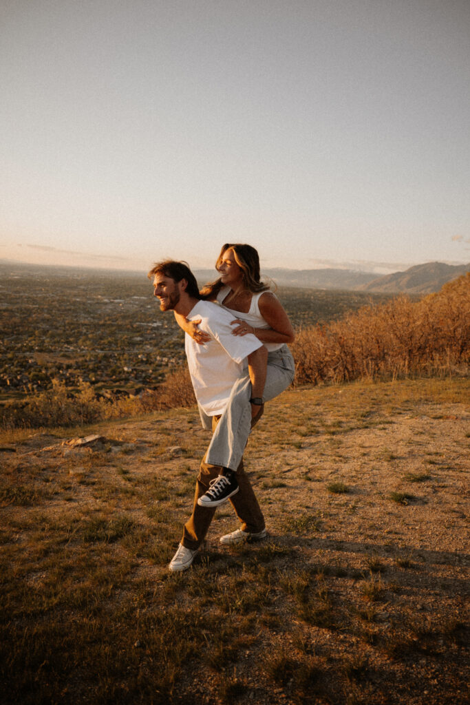 Engagement Photo Ideas