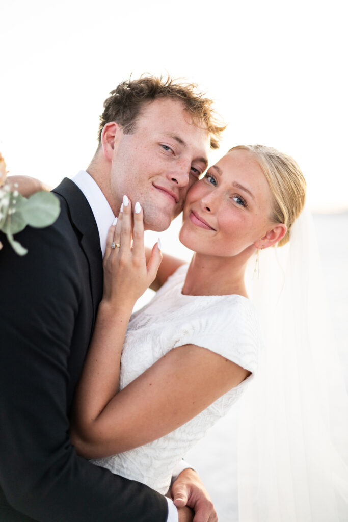 Bride and Groom Eloping in Salt Lake City Utah at the Salt Flats