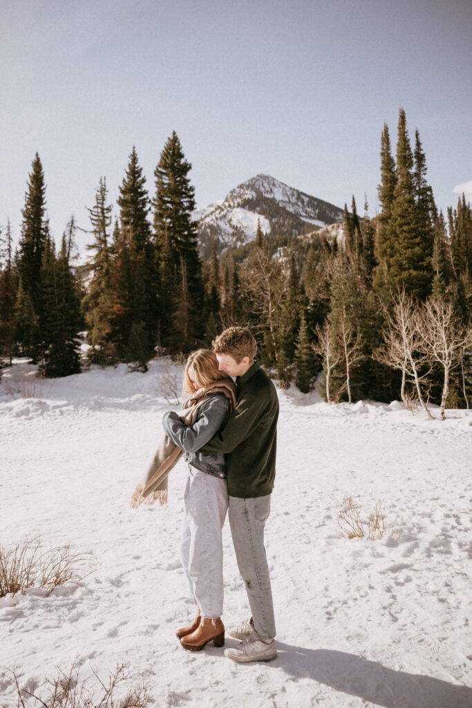 Outdoor Winter Engagement Photo Inspiration