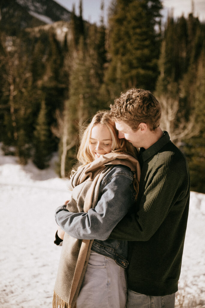 Winter Engagement Photo Inspiration