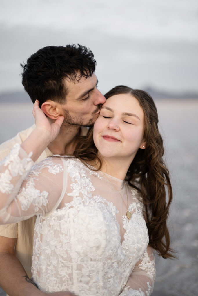 Bridal Photos at the Bonneville Salt Flats