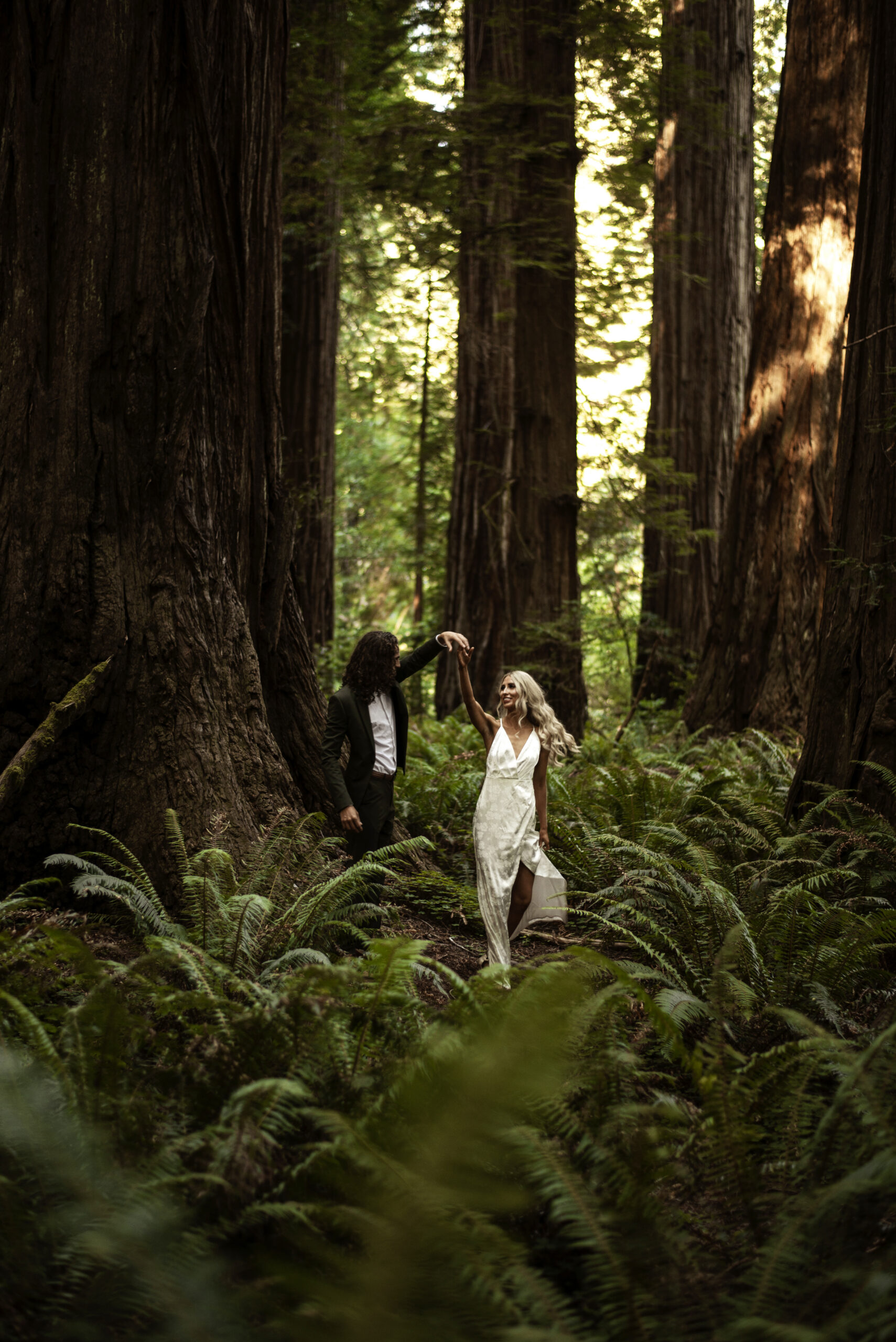 Redwoods wedding photography | Brookings Wedding Photographer | Oregon Coast elopement