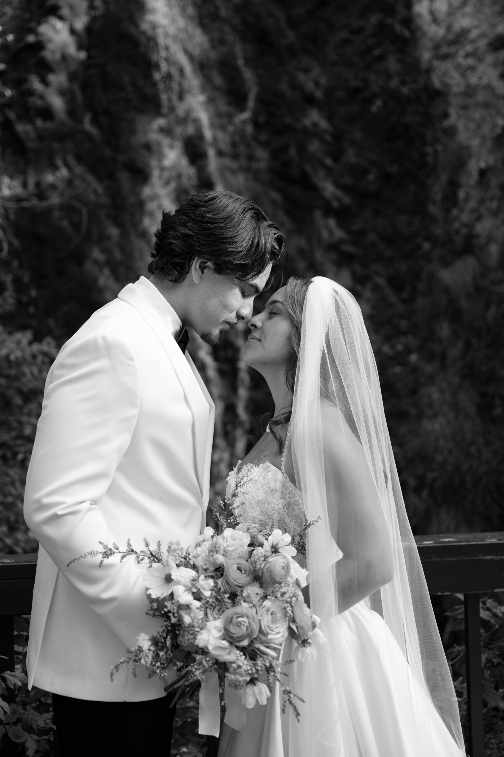 Oregon wedding and elopement guide