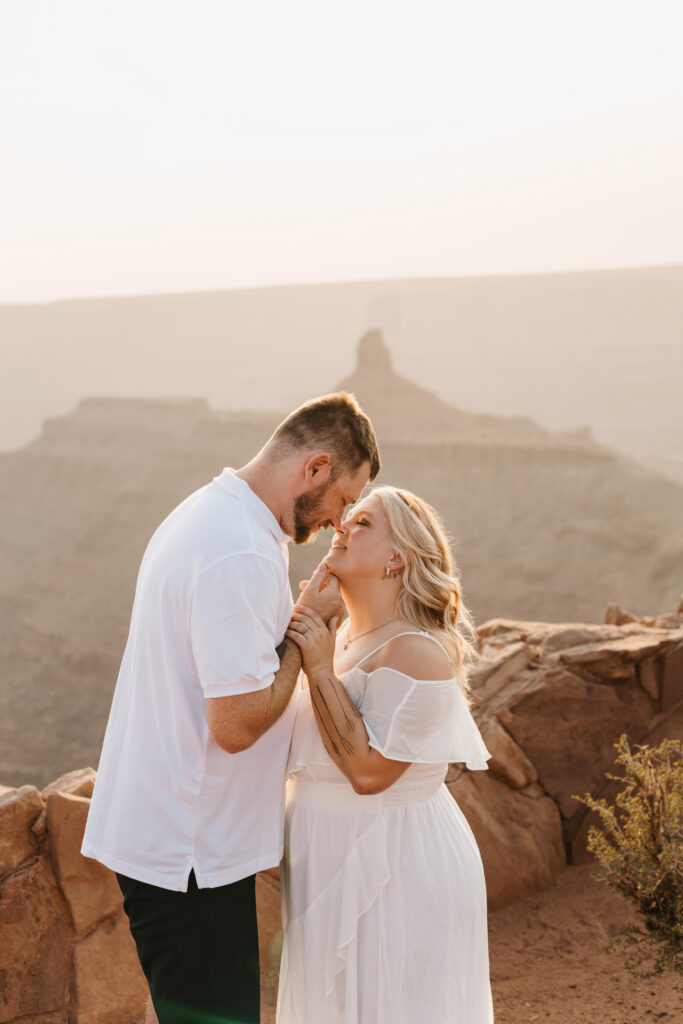 Dead Horse Point State Park Couples Session