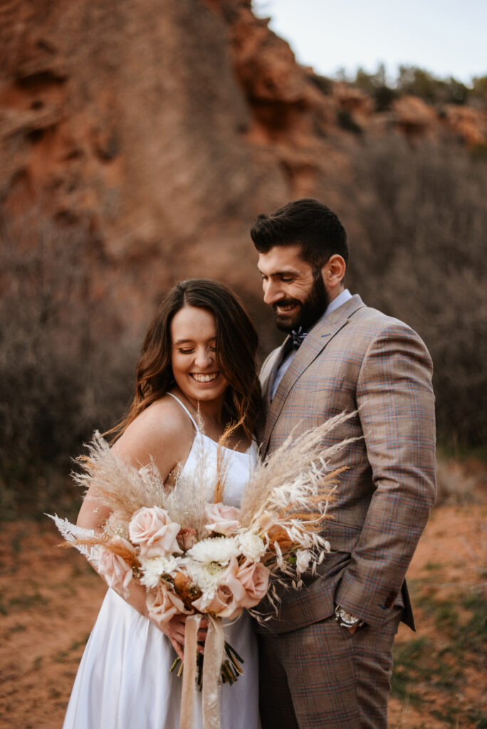 Red rock wedding locations in Utah