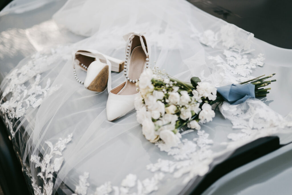 How to start planning a wedding