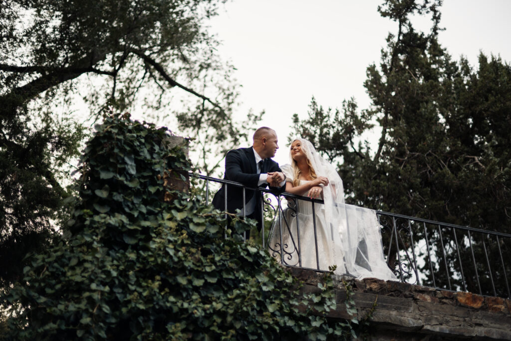 How to plan a wedding