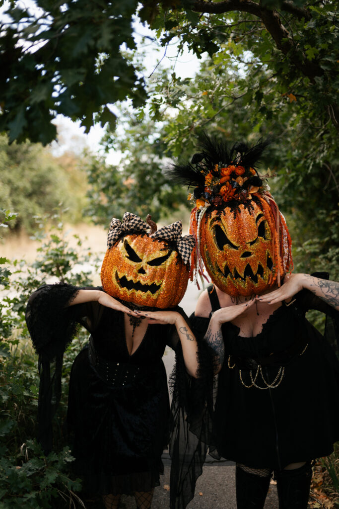 Pumpkin Head & Ghost Trend
