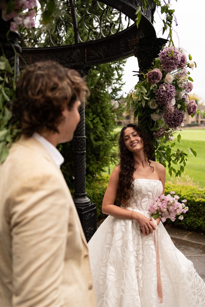 Planning a wedding timeline for Sleepy Ridge wedding venue in Orem Utah | Utah wedding photographer Digital and Film